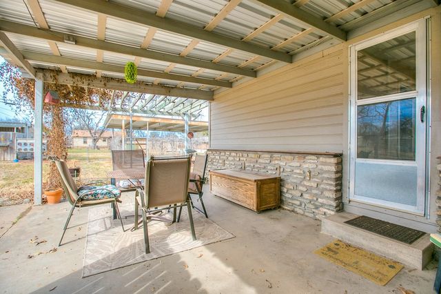 200 Sharp Avenue, Ballinger, TX 76821