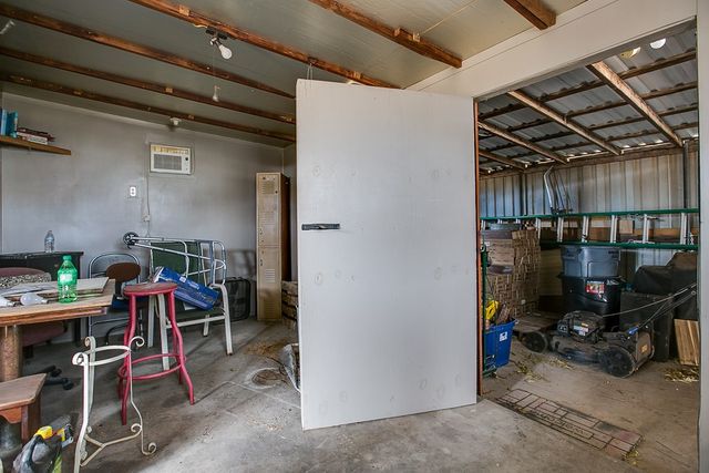 200 Sharp Avenue, Ballinger, TX 76821