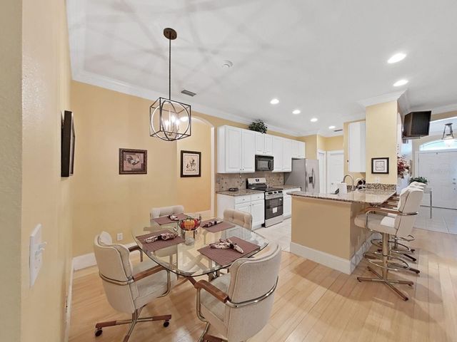 8609 ALEXANDRA ARBOR LANE, Temple Terrace, FL 33637