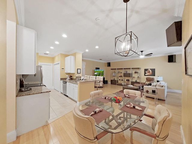 8609 ALEXANDRA ARBOR LANE, Temple Terrace, FL 33637