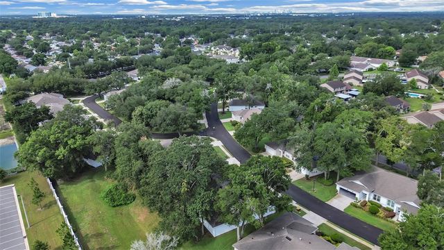 8609 ALEXANDRA ARBOR LANE, Temple Terrace, FL 33637