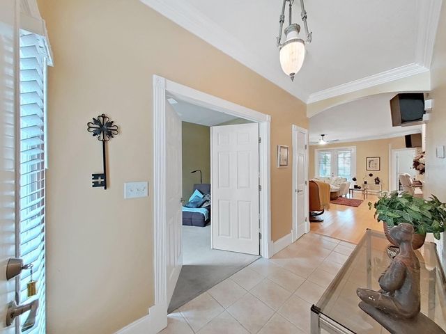 8609 ALEXANDRA ARBOR LANE, Temple Terrace, FL 33637
