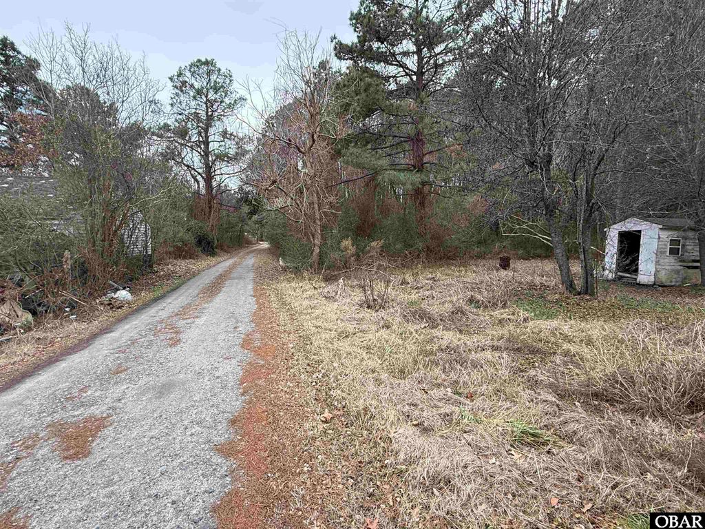 Image 2 of property listing at 1999 N Road Street, Elizabeth City, NC 27909