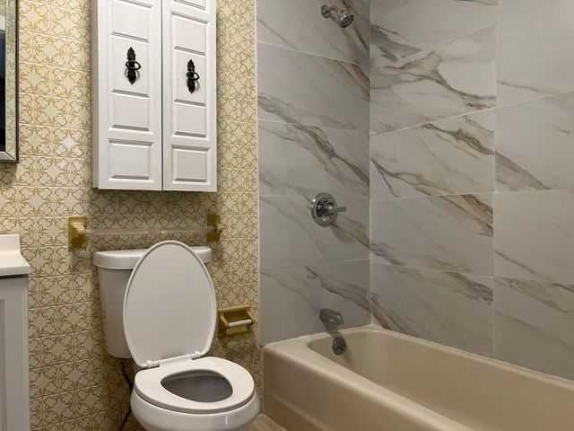 75 Sladen Street, Dracut, MA 01826