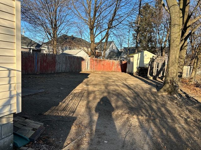 75 Sladen Street, Dracut, MA 01826