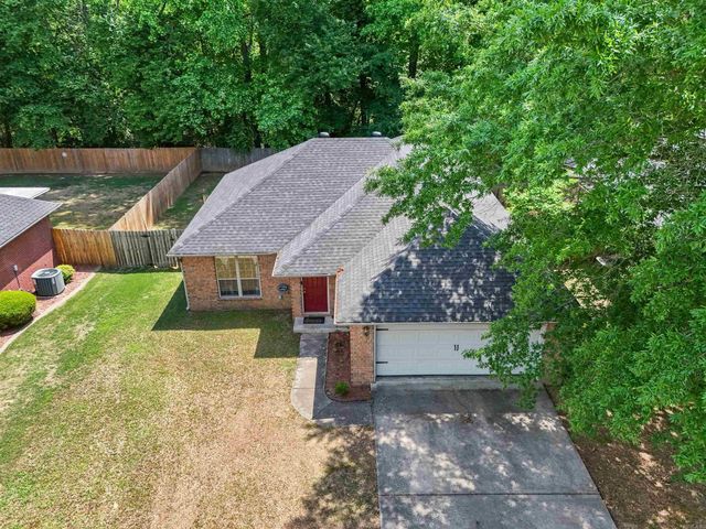 13 Thomas Circle, Greenbrier, AR 72058