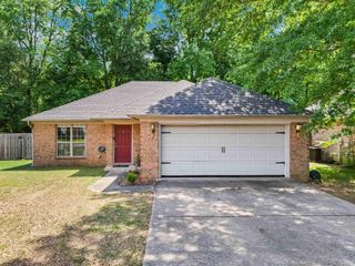 13 Thomas Circle, Greenbrier, AR 72058