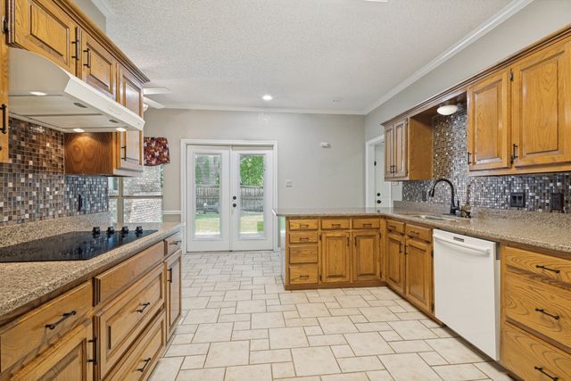 2429 E Windsor Drive, Denton, TX 76209