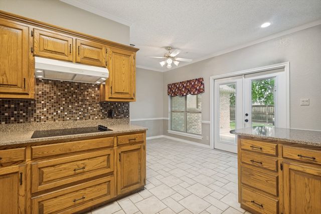2429 E Windsor Drive, Denton, TX 76209