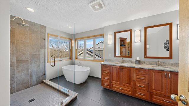 1851 20th Avenue NE, Rochester, MN 55906