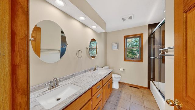 1851 20th Avenue NE, Rochester, MN 55906