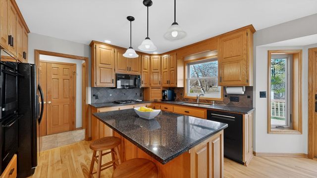 1851 20th Avenue NE, Rochester, MN 55906