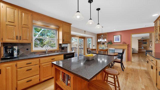 1851 20th Avenue NE, Rochester, MN 55906