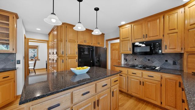 1851 20th Avenue NE, Rochester, MN 55906