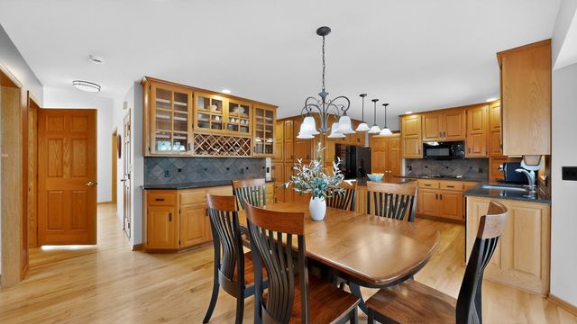 1851 20th Avenue NE, Rochester, MN 55906