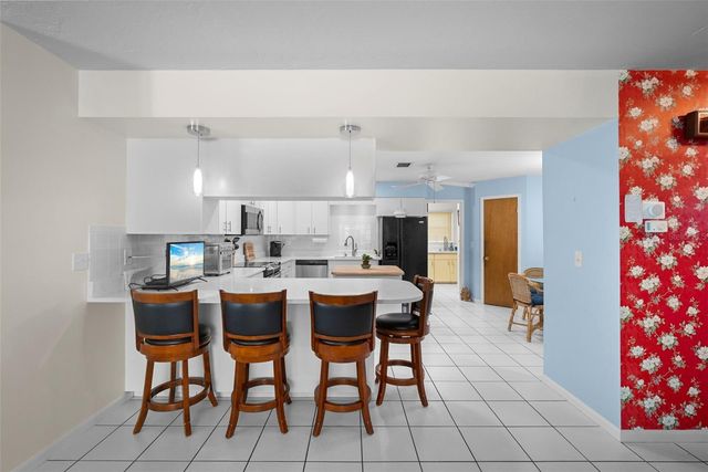 6936 ARBOR OAKS CIRCLE, Bradenton, FL 34209