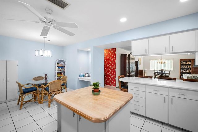 6936 ARBOR OAKS CIRCLE, Bradenton, FL 34209