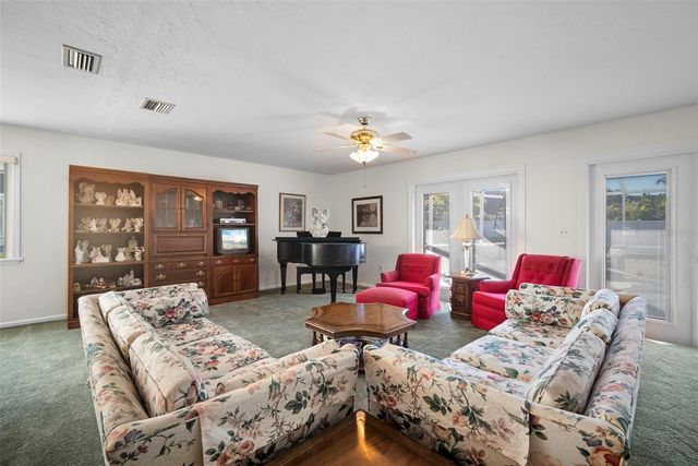 6936 ARBOR OAKS CIRCLE, Bradenton, FL 34209