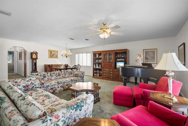 6936 ARBOR OAKS CIRCLE, Bradenton, FL 34209