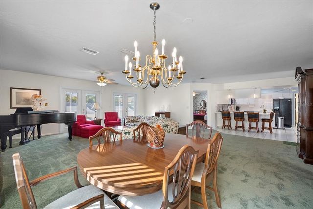 6936 ARBOR OAKS CIRCLE, Bradenton, FL 34209