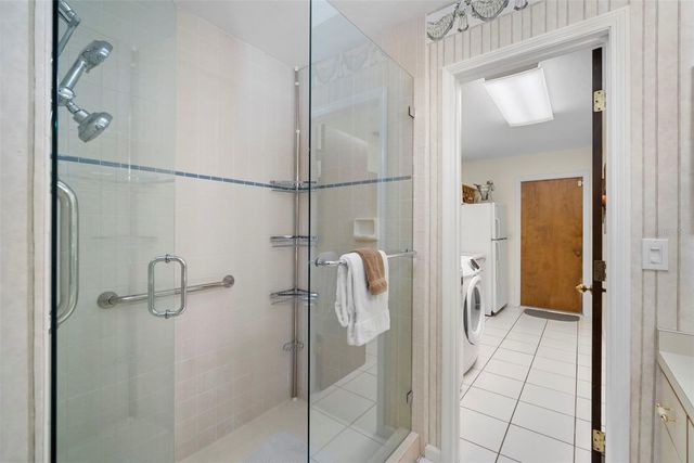 6936 ARBOR OAKS CIRCLE, Bradenton, FL 34209