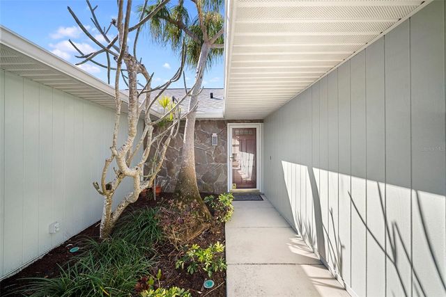 6936 ARBOR OAKS CIRCLE, Bradenton, FL 34209