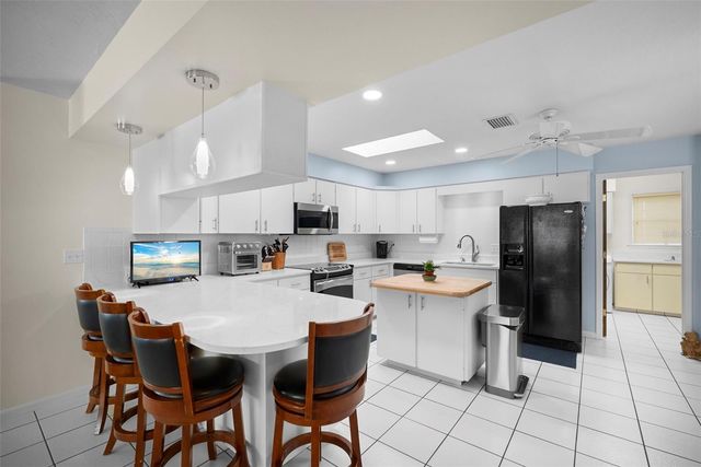 6936 ARBOR OAKS CIRCLE, Bradenton, FL 34209