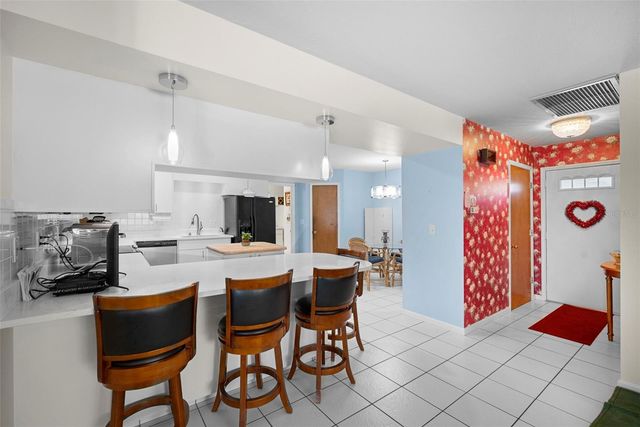 6936 ARBOR OAKS CIRCLE, Bradenton, FL 34209