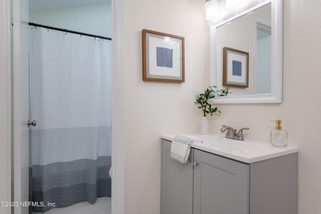 3802 WINDJAMMER Lane, Vilano Beach, FL 32084