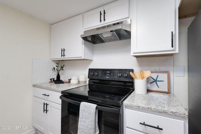 3802 WINDJAMMER Lane, Vilano Beach, FL 32084