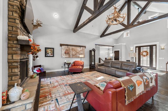 12167 W Farm Road 120, Bois D Arc, MO 65612