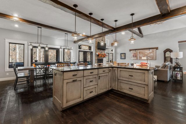 12167 W Farm Road 120, Bois D Arc, MO 65612