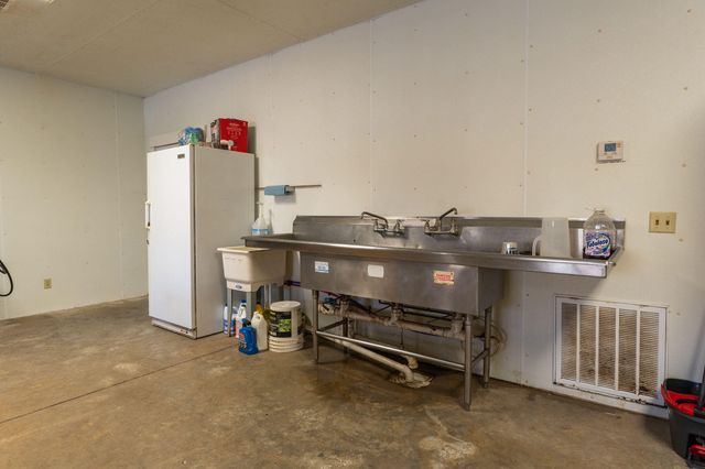 12167 W Farm Road 120, Bois D Arc, MO 65612