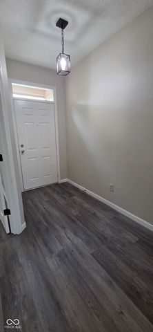 2120 Elderberry Way, Indianapolis, IN 46229