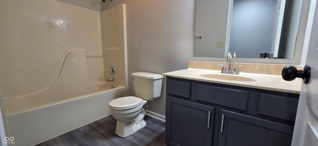 2120 Elderberry Way, Indianapolis, IN 46229