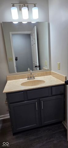 2120 Elderberry Way, Indianapolis, IN 46229