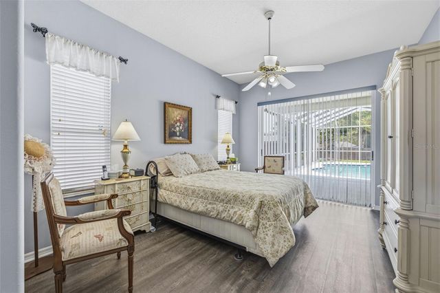 15306 CARROLLTON LANE, Tampa, FL 33624