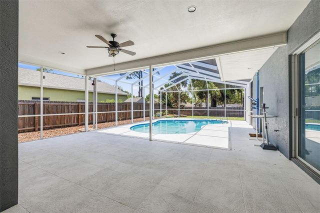 15306 CARROLLTON LANE, Tampa, FL 33624