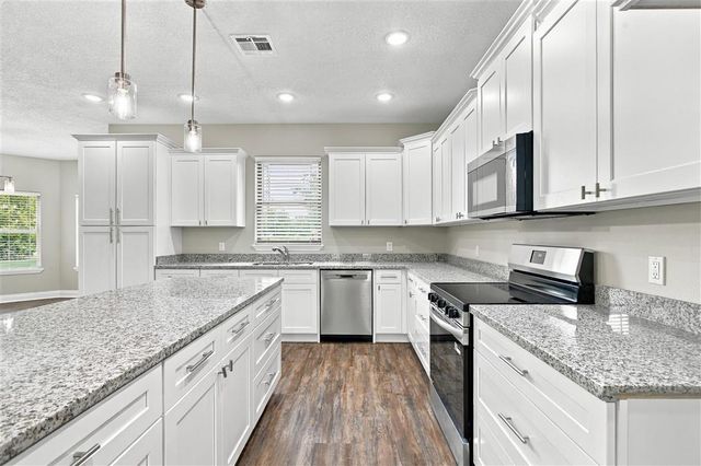 3740 Violet Lane, Sulphur, LA 70665