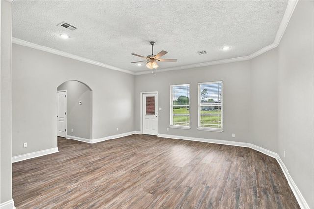3740 Violet Lane, Sulphur, LA 70665