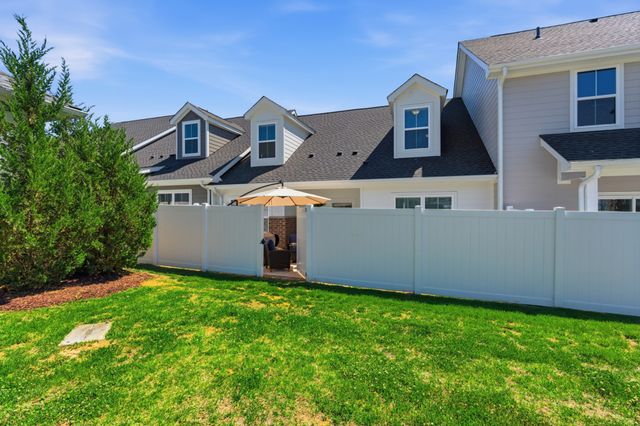 510 Rohan Dr, Murfreesboro, TN 37129