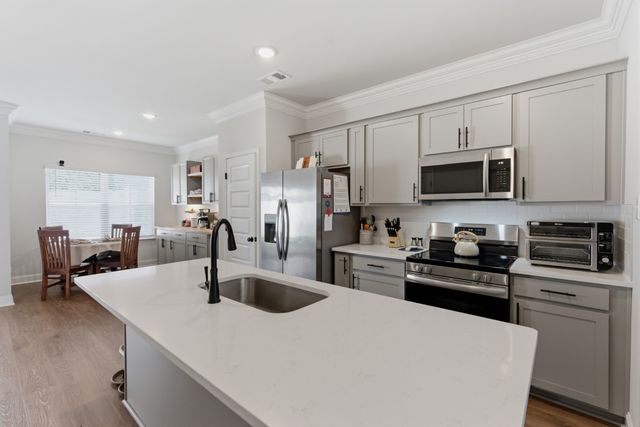 510 Rohan Dr, Murfreesboro, TN 37129