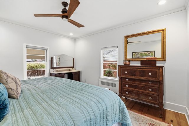 110 W POPLAR AVE, Collierville, TN 38017