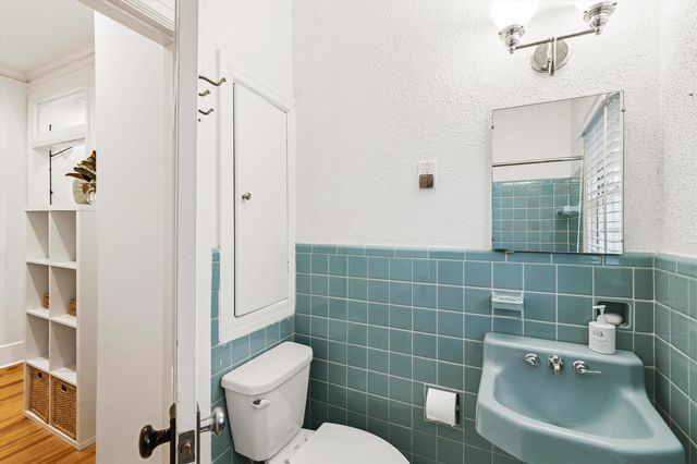 110 W POPLAR AVE, Collierville, TN 38017