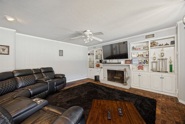 6401 Stonewall Street, Greenville, TX 75402