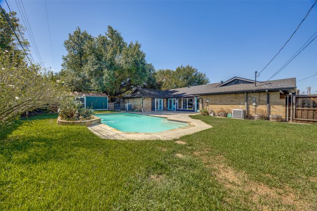 6401 Stonewall Street, Greenville, TX 75402