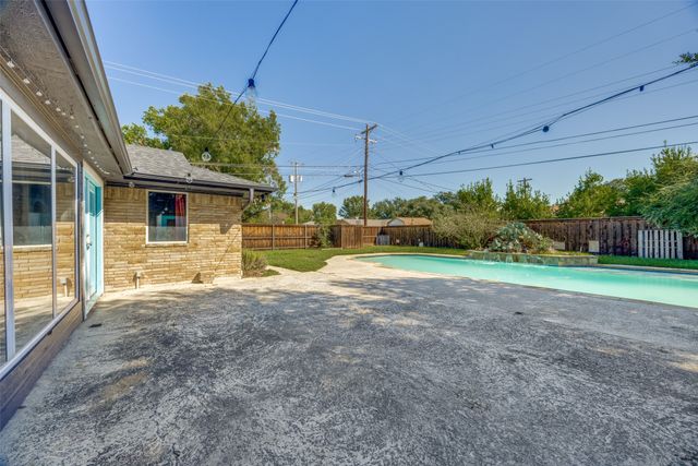 6401 Stonewall Street, Greenville, TX 75402
