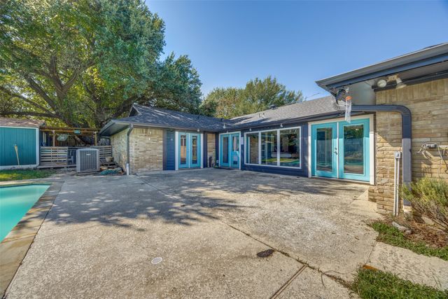 6401 Stonewall Street, Greenville, TX 75402