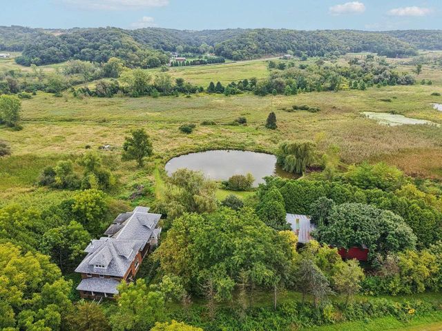 4616 County Road JJ, Black Earth, WI 53515