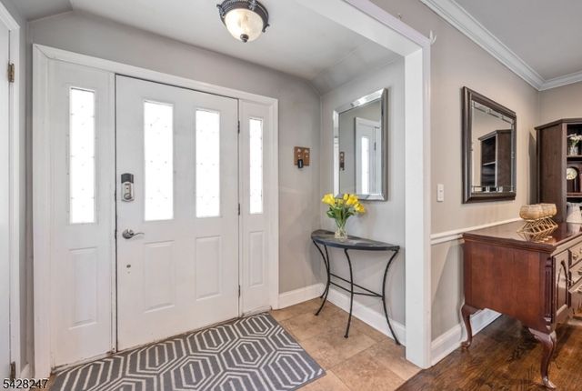 530 5Th Ave, Lyndhurst Twp., NJ 07071